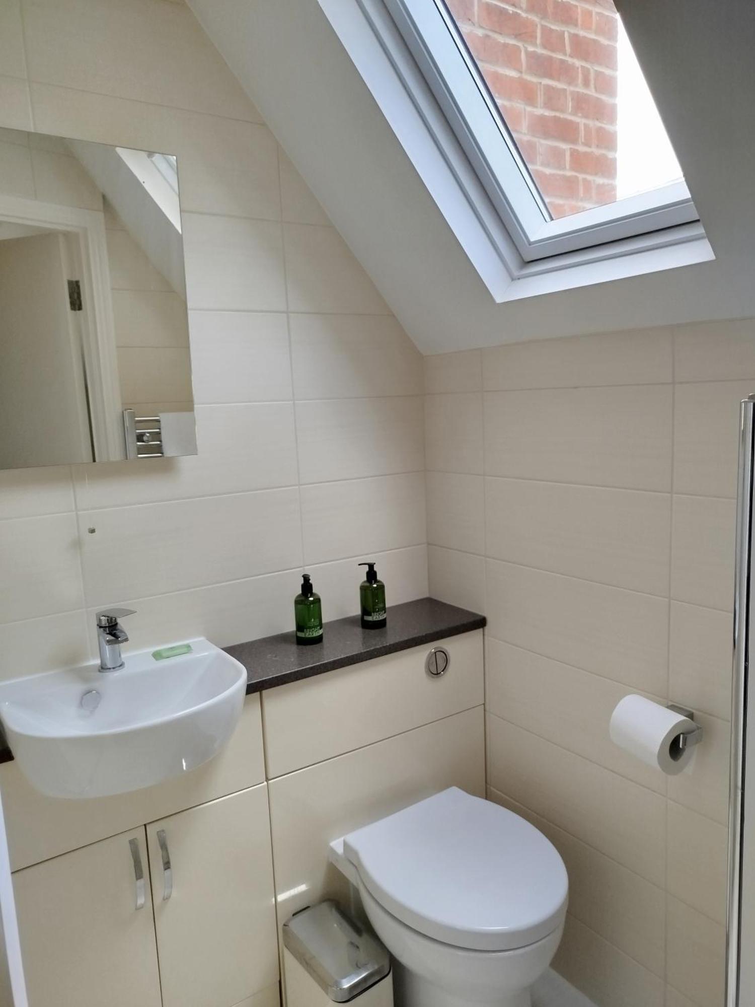 3 Bedroom Cottage In Sunninghill, Ascot Kültér fotó