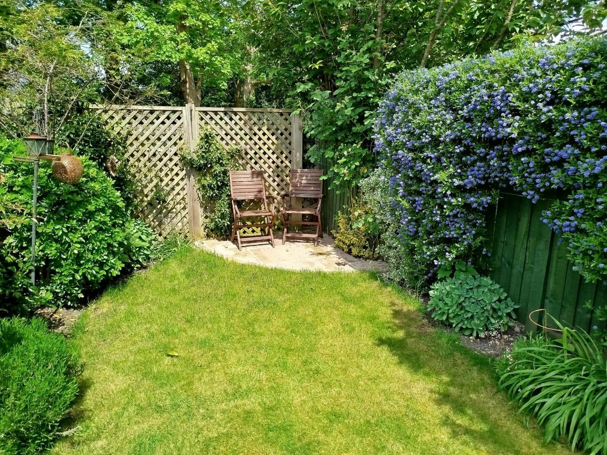 3 Bedroom Cottage In Sunninghill, Ascot Kültér fotó
