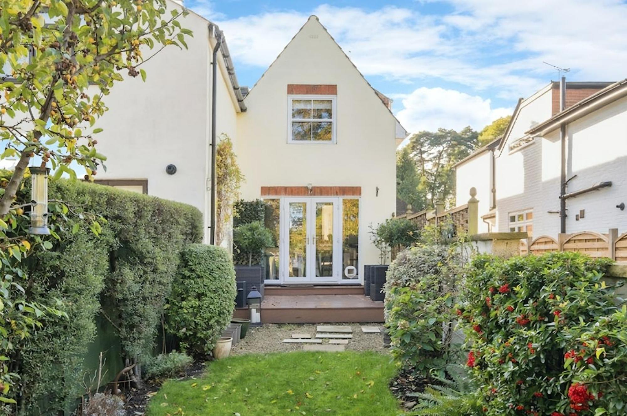 3 Bedroom Cottage In Sunninghill, Ascot Kültér fotó